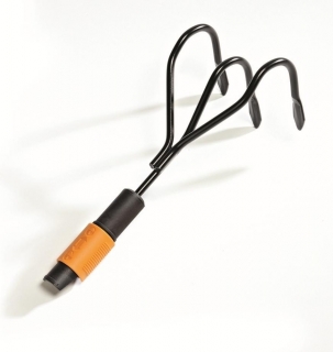 Kultivátor FISKARS QUIKFIT 3 hrotý